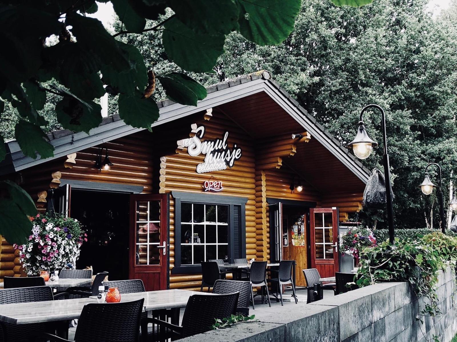Heerlijk Vakantiehuisje In プッテン エクステリア 写真
